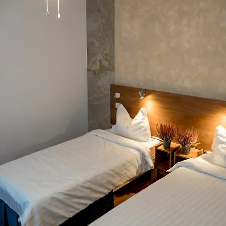 Center Walk Проживание в семье *