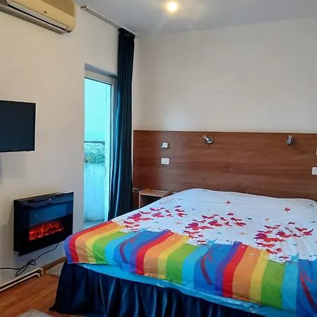 Center Walk * Bucharest